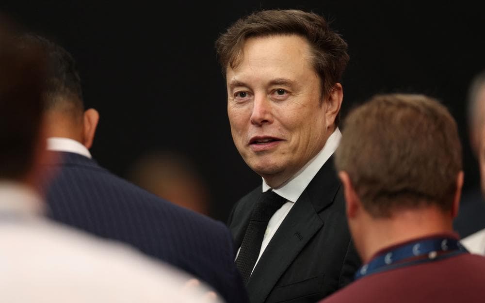 Musk relance la polémique sur l’aide américaine à l’Ukraine