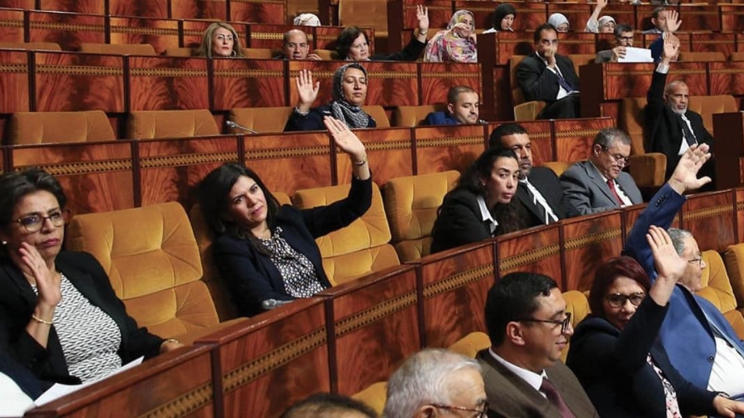 Femmes et pouvoir parlementaire : L’ADFM appelle au changement