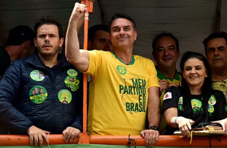 Corruption et blanchiment : Flavio Bolsonaro visé par une enquête au Brésil