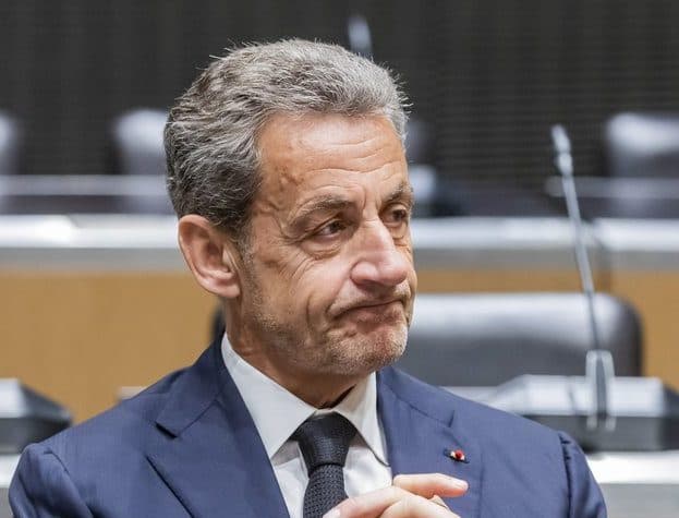 Un an ferme pour Nicolas Sarkozy qui se pourvoit en cassation