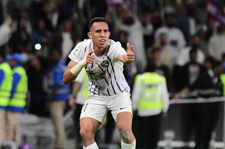 La Ligue des champions de l'AFC : Rahimi mène Al-Ain à la victoire contre Al-Nassr.