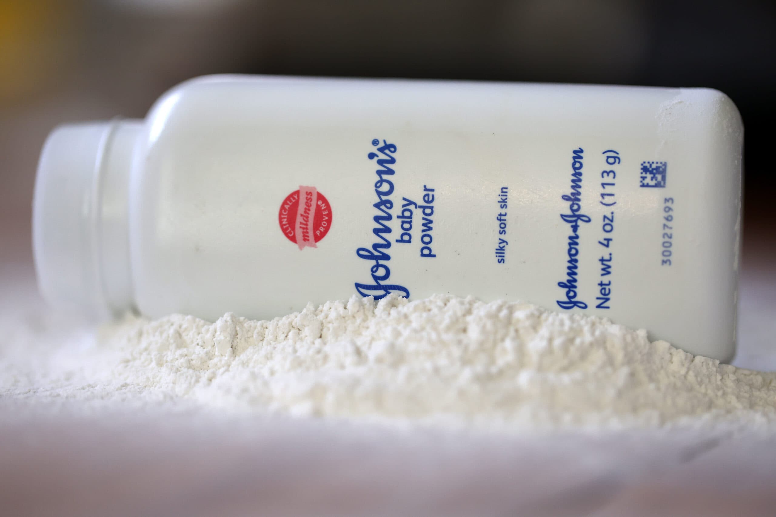 Talc pour bébé: J&J face à un accord à 5,5 milliards de dollars