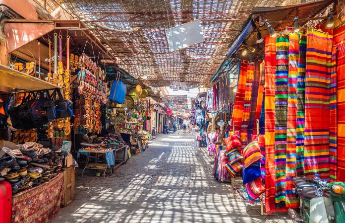 2Marrakech-souk-street