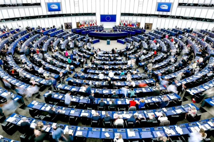Parlement-europeen-compte-actuellement-751-eurodeputes_0