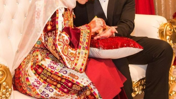 henna-palestine-MEE-wedding Photo d'un mariage traditionnel palestinien