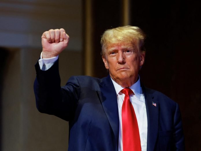 w1280-p4x3-2023-06-11T013722Z_1399019717_RC2OG1A8I9A1_RTRMADP_3_USA-TRUMP trump photo twitter