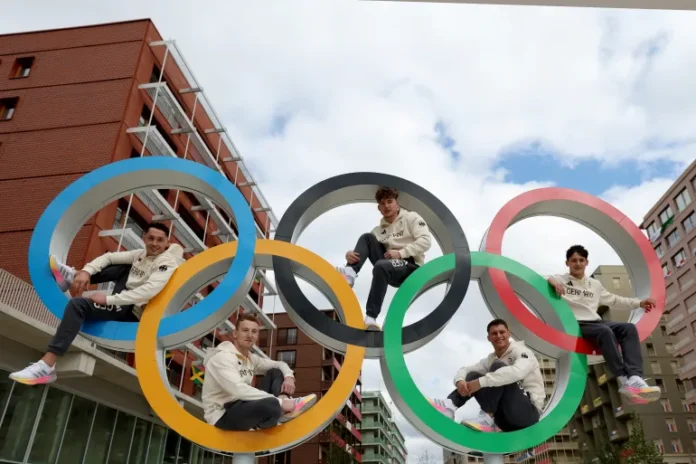 2163285196-1721763185