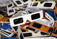 Europe: La course aux lunettes avant l’éclipse solaire